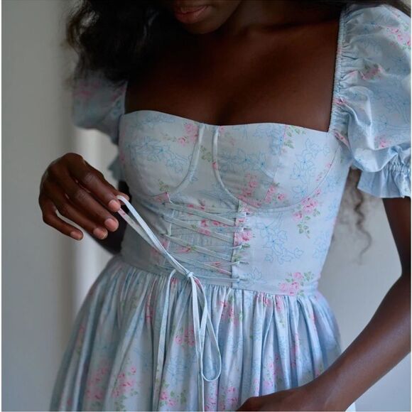 Selkie The South of France Gown - Picture 3 of 9